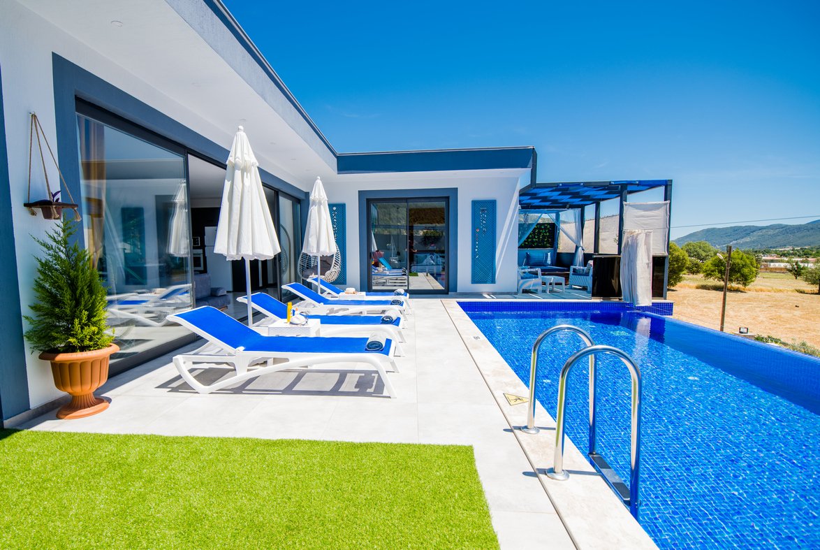Villa Lavinya